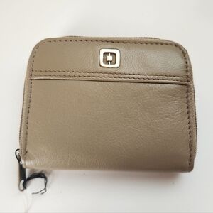 NWT Vintage Amity Harmony Leather Coin Purse in Taupe